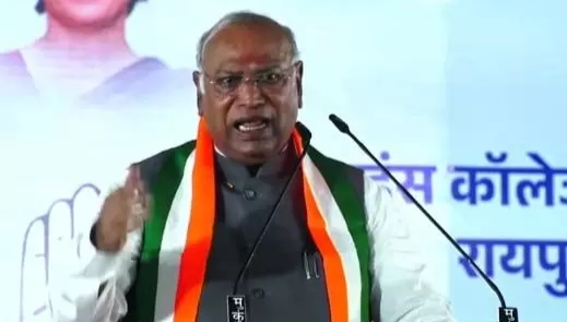 CG Breaking : कांग्रेस नेताओं को सनातन से इतनी नफरत क्यों?..खड़गे से भाजपा ने किया सवाल..पढ़ें पूरी खबर