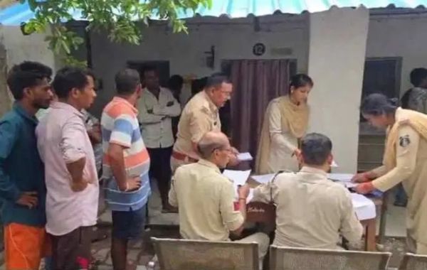 CG Breaking : तीन परिवारों में पसरा मातम.! तालाब में डूबने से भाई-बहन समेत चार बच्चों की हुई मौत..पढ़ें पूरी ख़बर