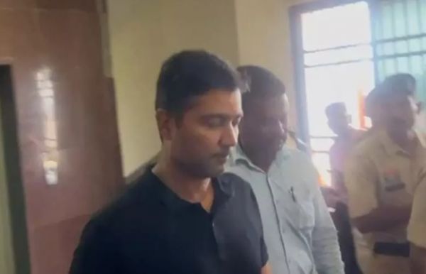 CG Big News : शराब घोटाला मामला.! 14 दिनों की न्यायिक रिमांड पर भेजे गए चैतन्य बघेल..पढ़ें पूरी ख़बर