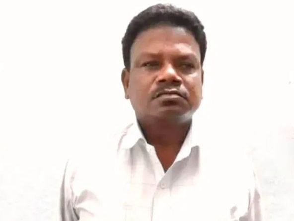 Jashpur Crime : प्राचार्य पर महिला व्याख्याता और कर्मचारी ने लगाए यौन उत्पीड़न के आरोप..पुलिस ने किया गिरफ्तार..पढ़ें पूरी समाचार