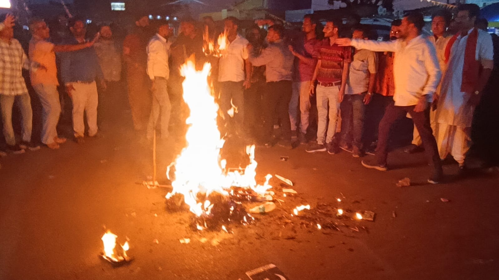 यूडी मिंज के विरुद्ध भाजपा हुई लामबंद,कुनकुरी थाना में ज्ञापन सौंप कार्यवाही का हुआ मांग