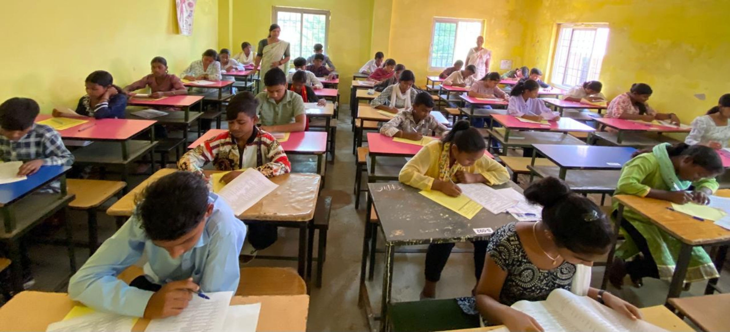 संकल्प &nbsp;में कक्षा 9 वीं मे प्रवेश &nbsp;हेतु चयन परीक्षा &nbsp;संपन्न ,जशपुर के 6 &nbsp;परीक्षा केंद्रों में &nbsp;सम्मिलित हुए 1607 परीक्षार्थी&nbsp;