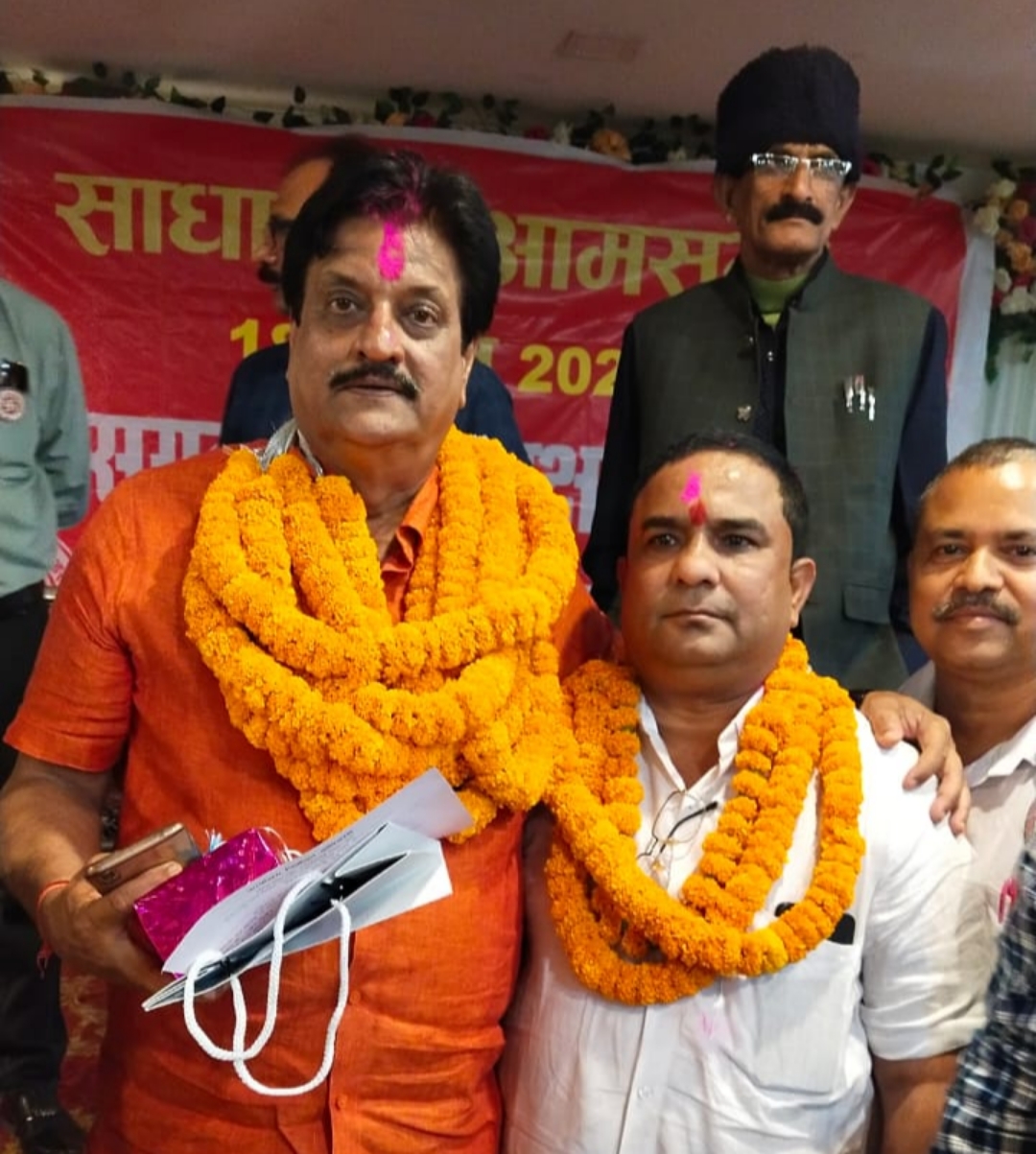 छत्तीसगढ़ प्रदेश शिक्षक फेडरेशन के राजेश चटर्जी निर्विरोध प्रांताध्यक्ष हुए&nbsp; निर्वाचित&nbsp;