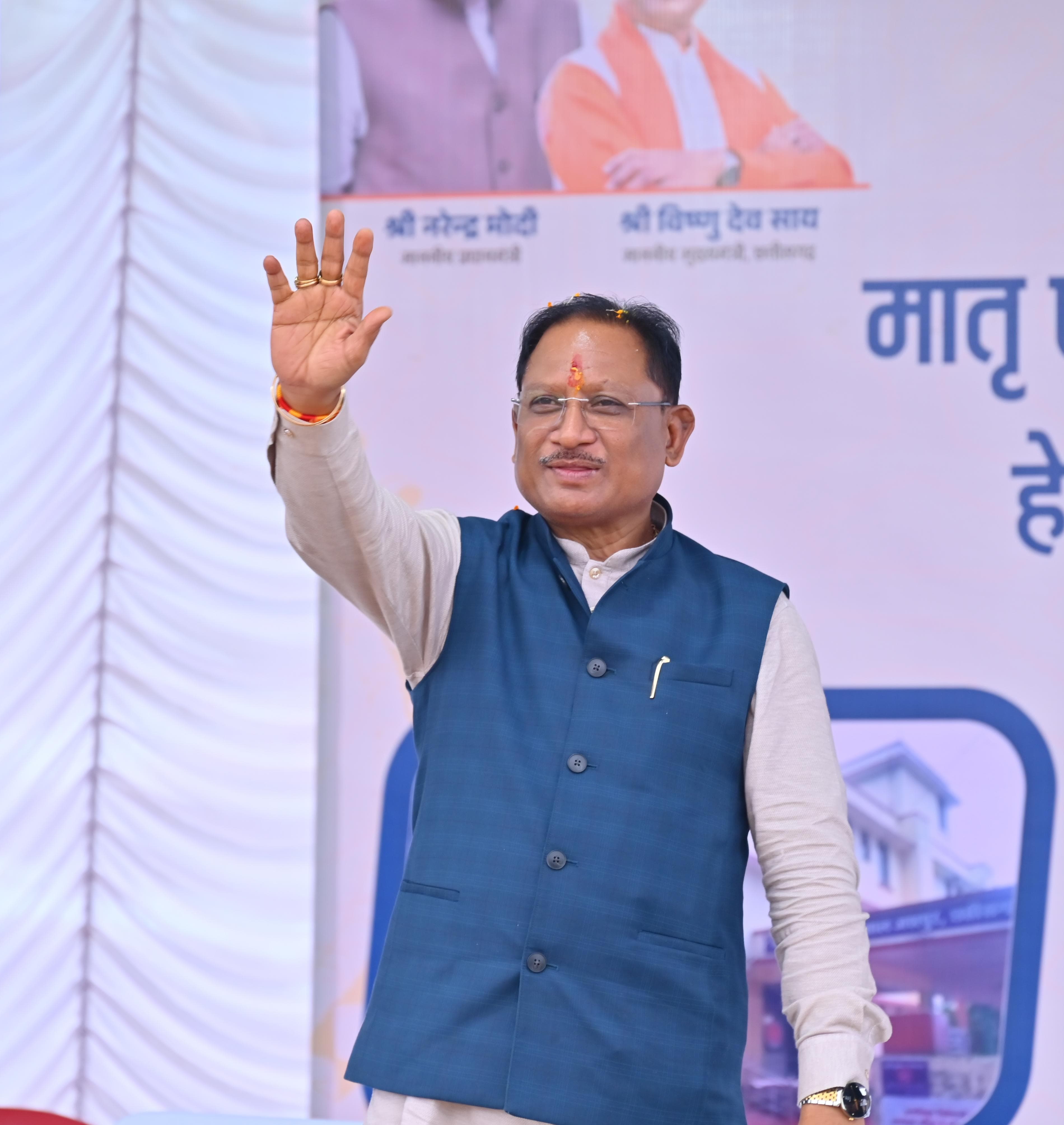 मुख्यमंत्री श्री साय ने कुनकुरी विकास खण्ड में 13.65 करोड़ लागत के 09 कार्यों का भूमिपूजन एवं 1.70 करोड़ लागत के 02 कार्यों का किया लोकार्पण,