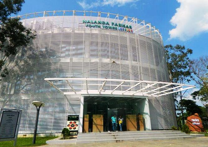 *कुनकुरी,जशपुर,सुकमा, दंतेवाड़ा, नारायणपुर, सूरजपुर, बैकुंठपुर, चिरमिरी,बलरामपुर, पेंड्रा जैसे दूरस्थ शहरों में भी खुलेंगी सेंट्रल लाइब्रेरी....नगरीय प्रशासन विभाग ने नालंदा परिसरों के लिए मंजूर किए हैं 237.58 करोड़