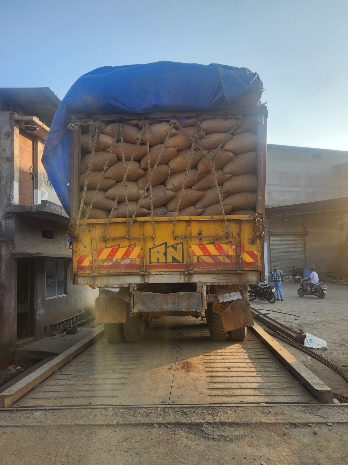 राज्य में अवैध परिवहन किए जा रहे 1 नवम्बर से आज तक 19 हजार 320 क्विंटल धान जब्