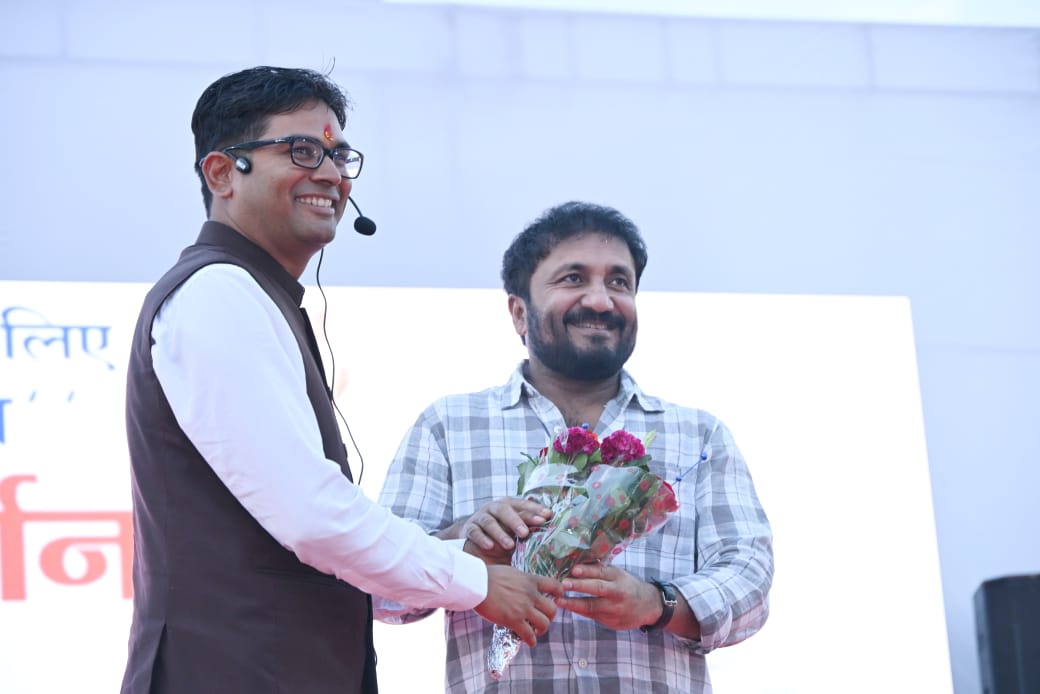 रायगढ़ में 21 और पुसौर में 22 नबम्बर को भव्य कैरियर गाइडेंस महोत्सव,देश के ख्यातिप्राप्त मोटिवेशनल स्पीकर एवं कैरियर गुरु आनंद कुमार देंगे युवाओं को सफलता का मंत्र