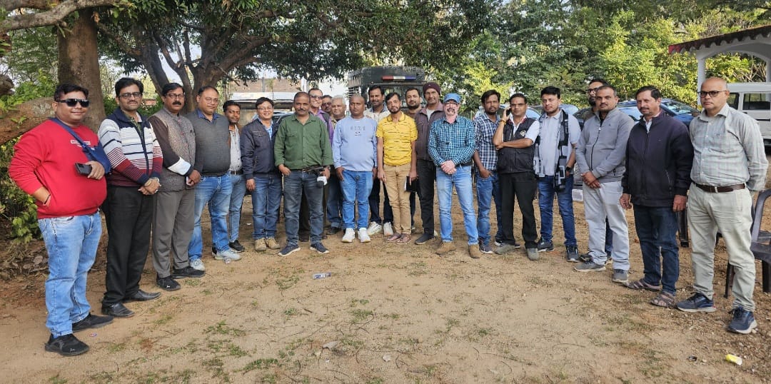 खबरों को उजागर करना कोई गुनाह या अपराध नहीं,दबाव झेल रहे पत्रकारों का फूटा गुस्सा,कहा शासन प्रशासन की दमनकारी नीतियों के खिलाफ अब उठाएंगे आवाज करेंगे मुख्यमंत्री साय से मुलाकात