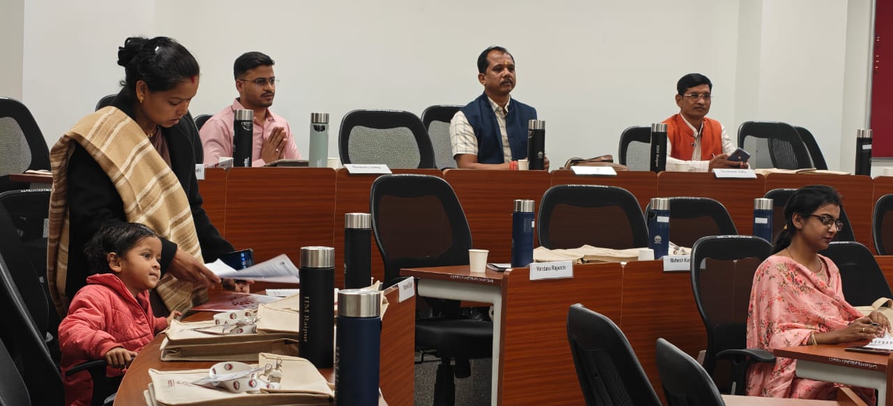 जिला पंचायत अध्यक्षों के पांच दिवसीय प्रशिक्षण में सालिक साय ने दिखाई विकास के जशपुर माडल की तस्वीर,दो साल के दौरान हुए विकास कार्यो की हुई सराहना भारतीय प्रबंधन संस्थान के विशेषज्ञ दे रहें हैं प्रशिक्षण