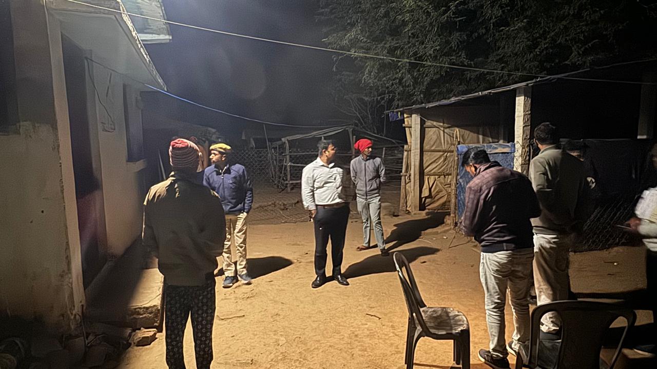 जिला प्रशासन का अवैध धान पर कड़ी कार्रवाई जारी,किसानों से अपील : अवैध धान परिवहन रोकने में प्रशासन का करें सहयोग