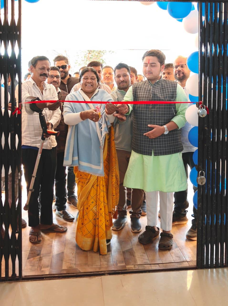 जशपुर विधायक श्रीमती रायमुनि भगत ने जशपुर के नवीन जिला परिवहन कार्यालय किया शुभारंभ&nbsp;