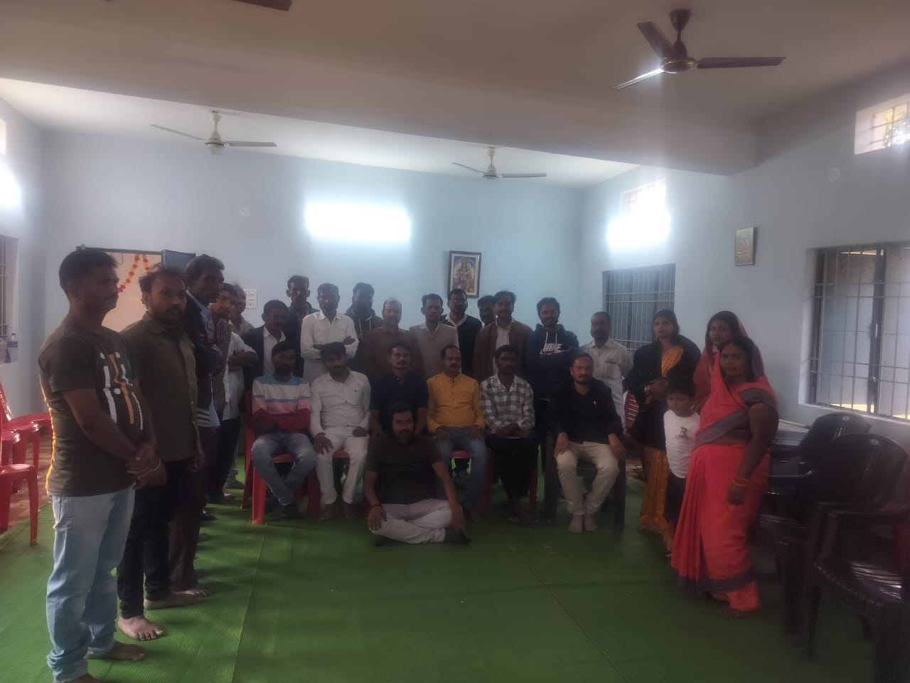 सामाजिक भवन कुनकुरी में श्रद्धा और सम्मान के साथ मनी जननायक कर्पूरी ठाकुर की 102वीं जयंती, समाज के सभी ब्लॉक पदाधिकारी रहे मौजूद