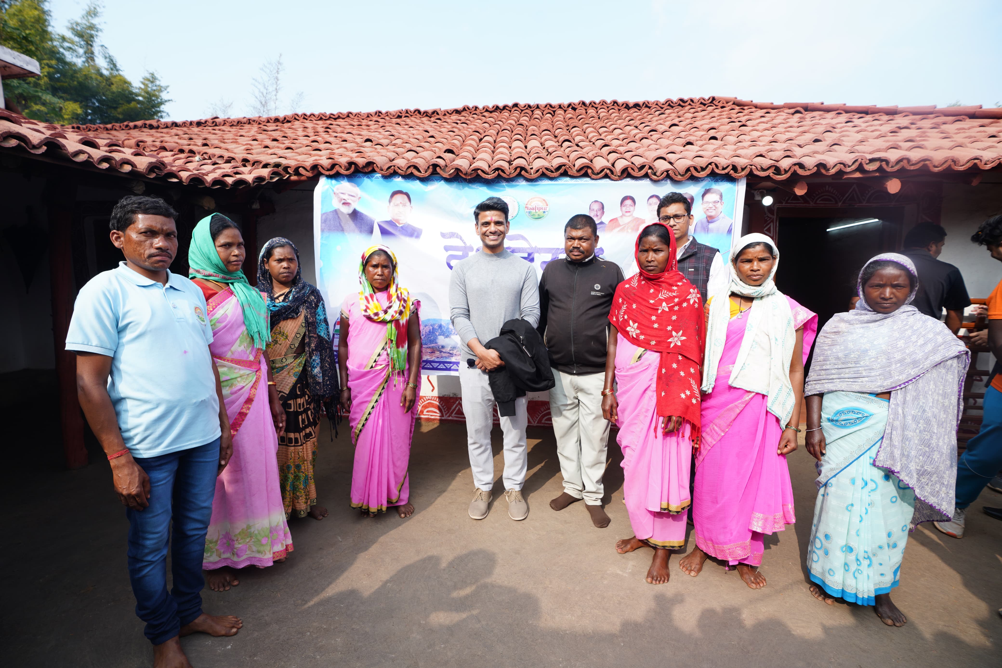 अंतरिक्ष से आदिवासी अंचल तक का सफर: गगनयात्री शुभांशु शुक्ला जशपुर के केरेगांव होम-स्टे में हुए पारंपरिक संस्कृति और ग्रामीण पर्यटन से अभिभूत