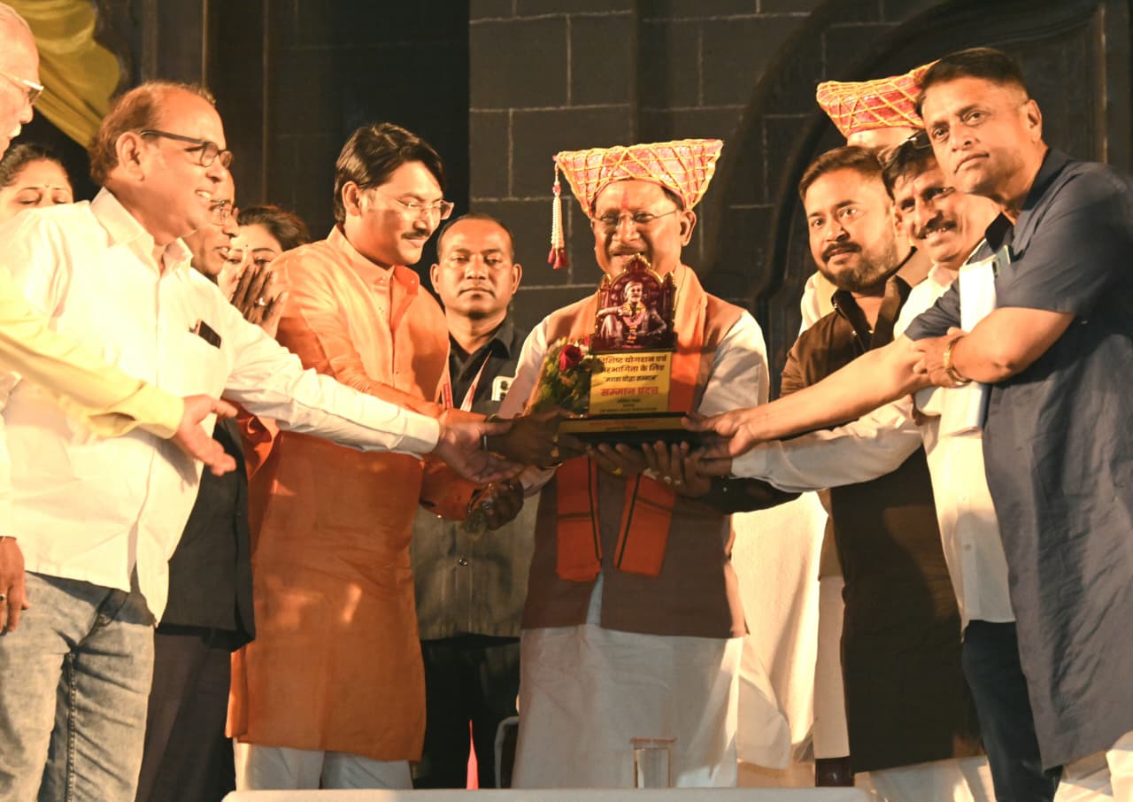 छत्रपति शिवाजी महाराज का आदर्श जीवन युवाओं के लिए प्रेरणास्रोत : मुख्यमंत्री - छत्रपति शिवाजी महाराज की गौरवगाथा से आलोकित हुआ रायपुर:&lsquo;जाणता राजा&rsquo; का मंचन शुरू