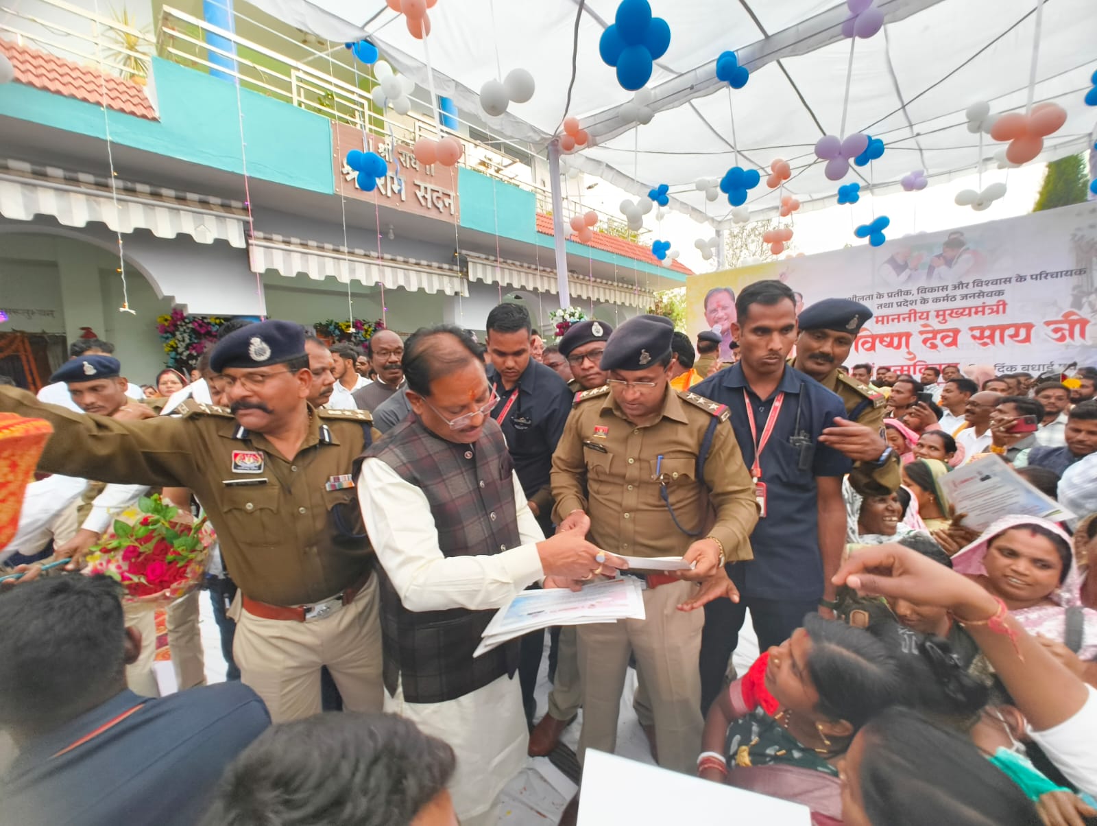 युवा मोर्चा ने सेवा दिवस के रूप में मनाया मुख्यमंत्री का जन्मदिन, जनकल्याण योजनाओं से सशक्त हुए हितग्राहियों का सम्मान कर सरकार की उपलब्धियों को किया जन-जन तक प्रसारित