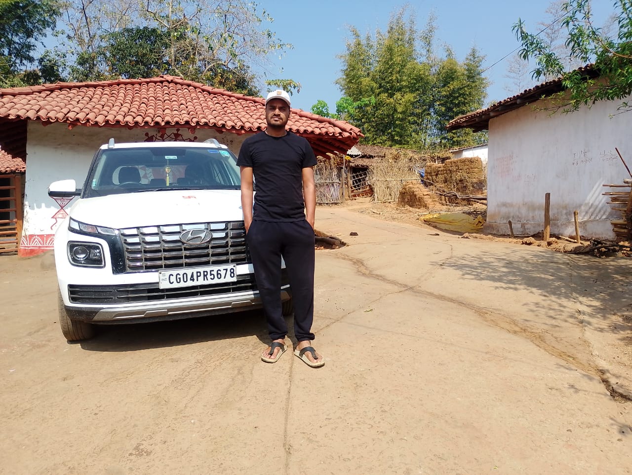 मुख्यमंत्री विष्णु देव साय की पहल से जशपुर में ग्रामीण पर्यटन को मिली नई उड़ान, होमस्टे की ओर बढ़ा अन्य राज्यों के पर्यटकों का रुझान &mdash; हरियाली भरी वादियों और ग्रामीण संस्कृति का ले रहे आनंद, स्थानीय लोगों को मिल रहे रोजगार के नए अवसर&rdquo;