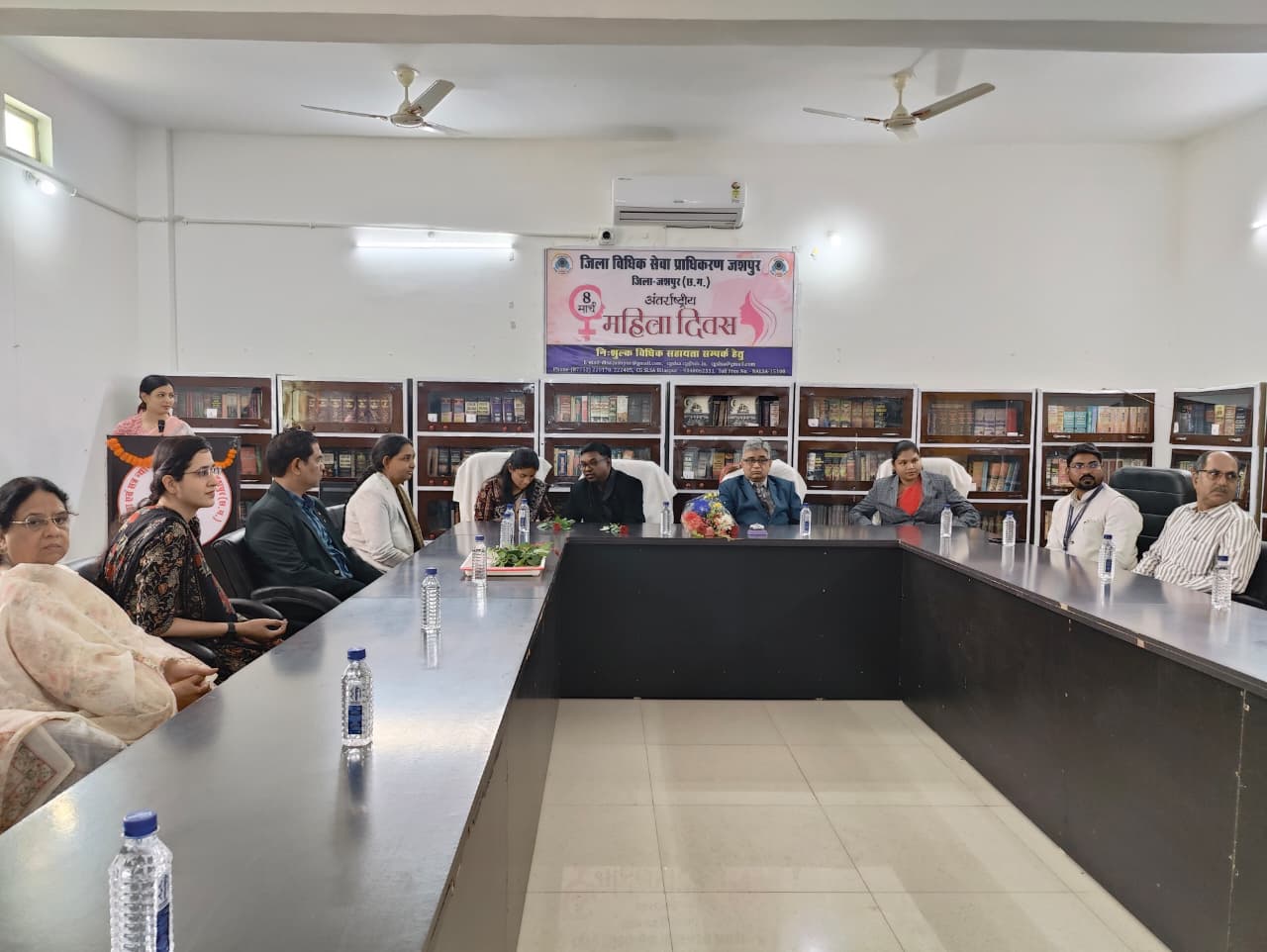 &ldquo;सभी महिलाओं और बालिकाओं के लिए अधिकार, न्याय और कार्रवाई&rdquo; के संकल्प के साथ जशपुर जिला न्यायालय में मनाया गया अंतरराष्ट्रीय महिला दिवस, नारी सशक्तिकरण, समानता और सुरक्षा पर हुआ विशेष विधिक जागरूकता कार्यक्रम