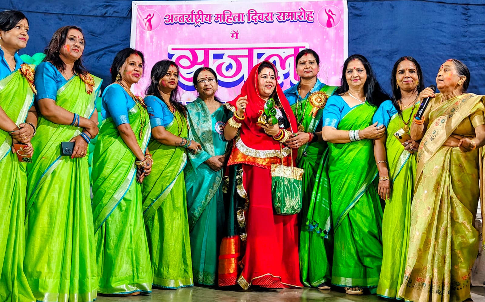 &ldquo;जशपुर में नारी सम्मान का भव्य आयोजन: सजल समूह के महिला दिवस समारोह में साहित्य, खेल, समाजसेवा और कला के क्षेत्र में उत्कृष्ट कार्य करने वाली महिलाओं का हुआ गौरवपूर्ण सम्मान&rdquo;