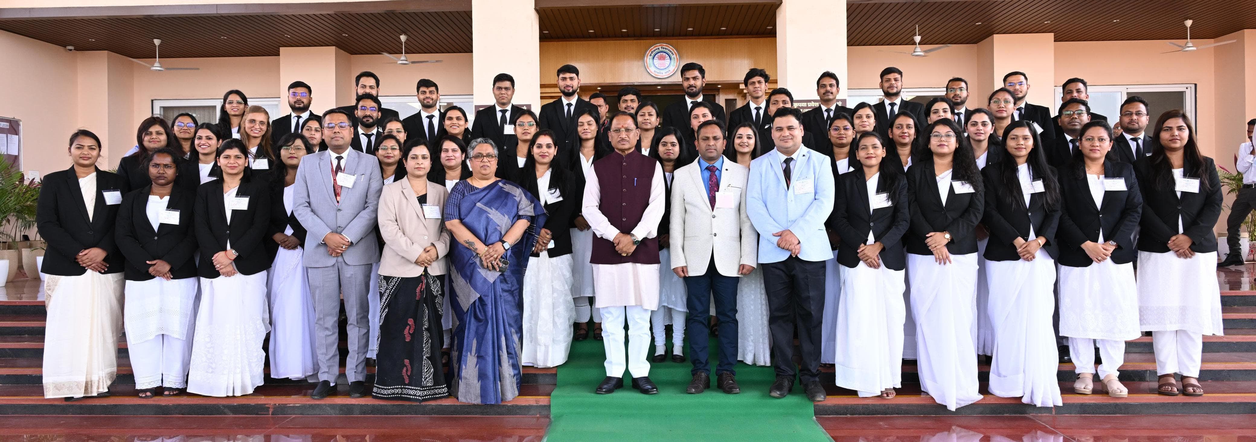 लोकतंत्र के तीसरे स्तंभ को मजबूती देने की बड़ी जिम्मेदारी संभालेंगे नए न्यायाधीश &mdash; मुख्यमंत्री विष्णु देव साय ने कहा, निष्पक्षता, संवेदनशीलता और संविधान के मूल्यों के साथ करें न्याय व्यवस्था को सशक्त