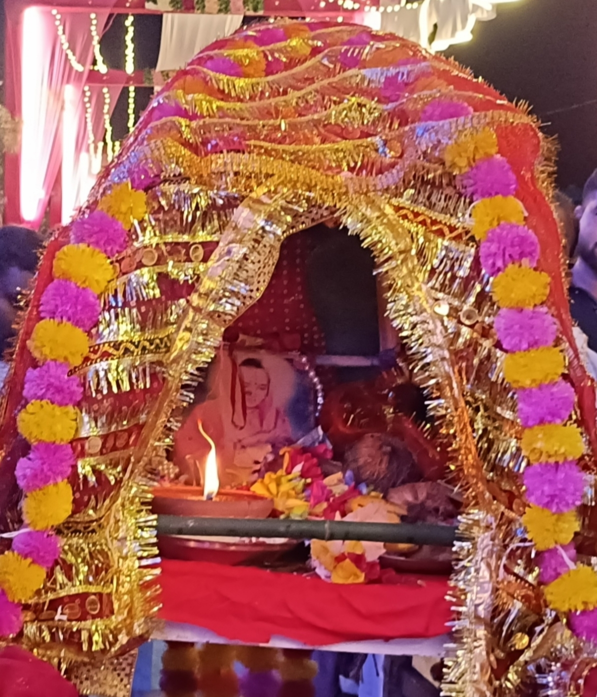 मां भगवती की महिमा से सराबोर होगा नारायणपुर &mdash; सजे-धजे डोले में विराजेंगी मां भगवती, भजन-कीर्तन और झांझ-मांदर की धुन पर निकलेगी भव्य यात्रा, श्रद्धालु होंगे शामिल