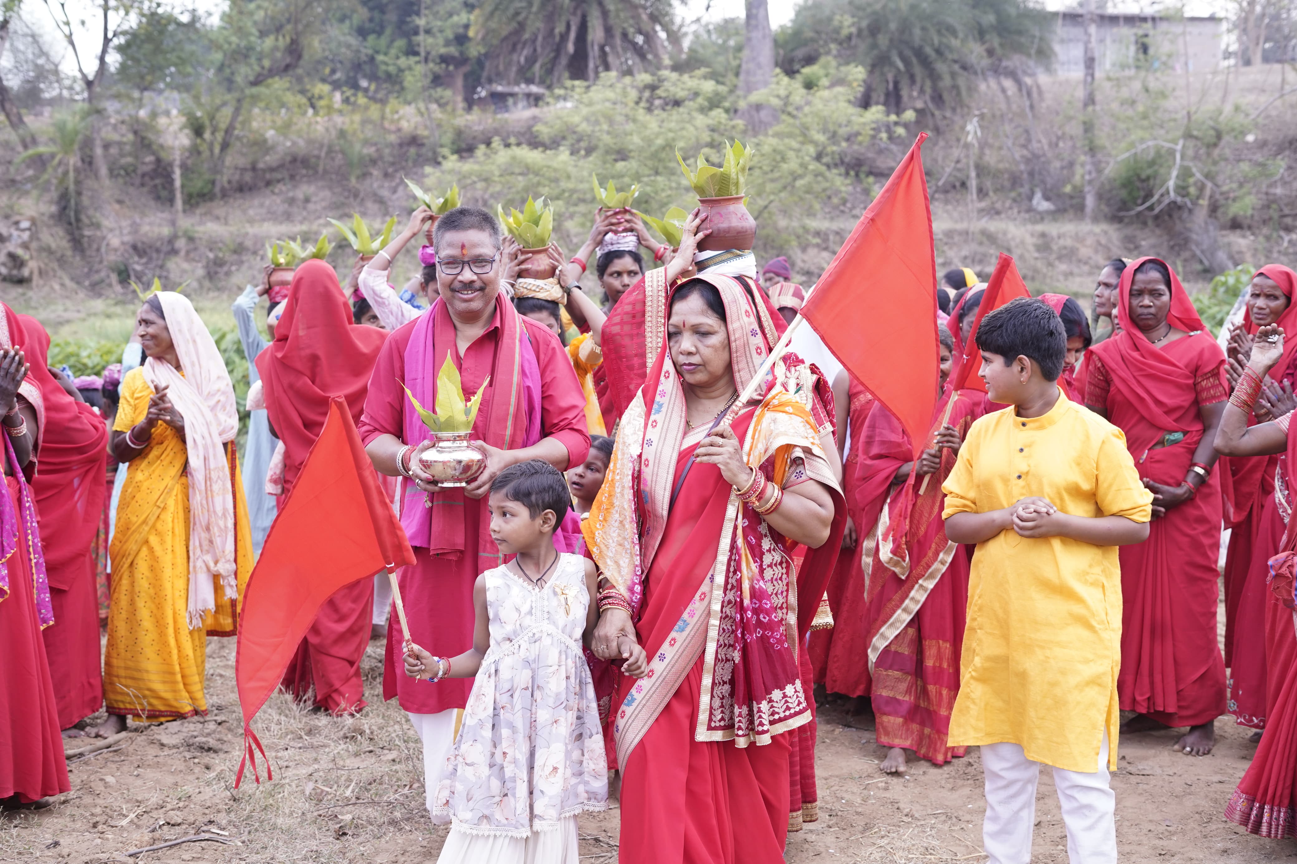 मुख्यमंत्री निवास बगिया में श्री रामनवमी महायज्ञ का भव्य शुभारंभ, कलश यात्रा में उमड़ा जनसैलाब.....