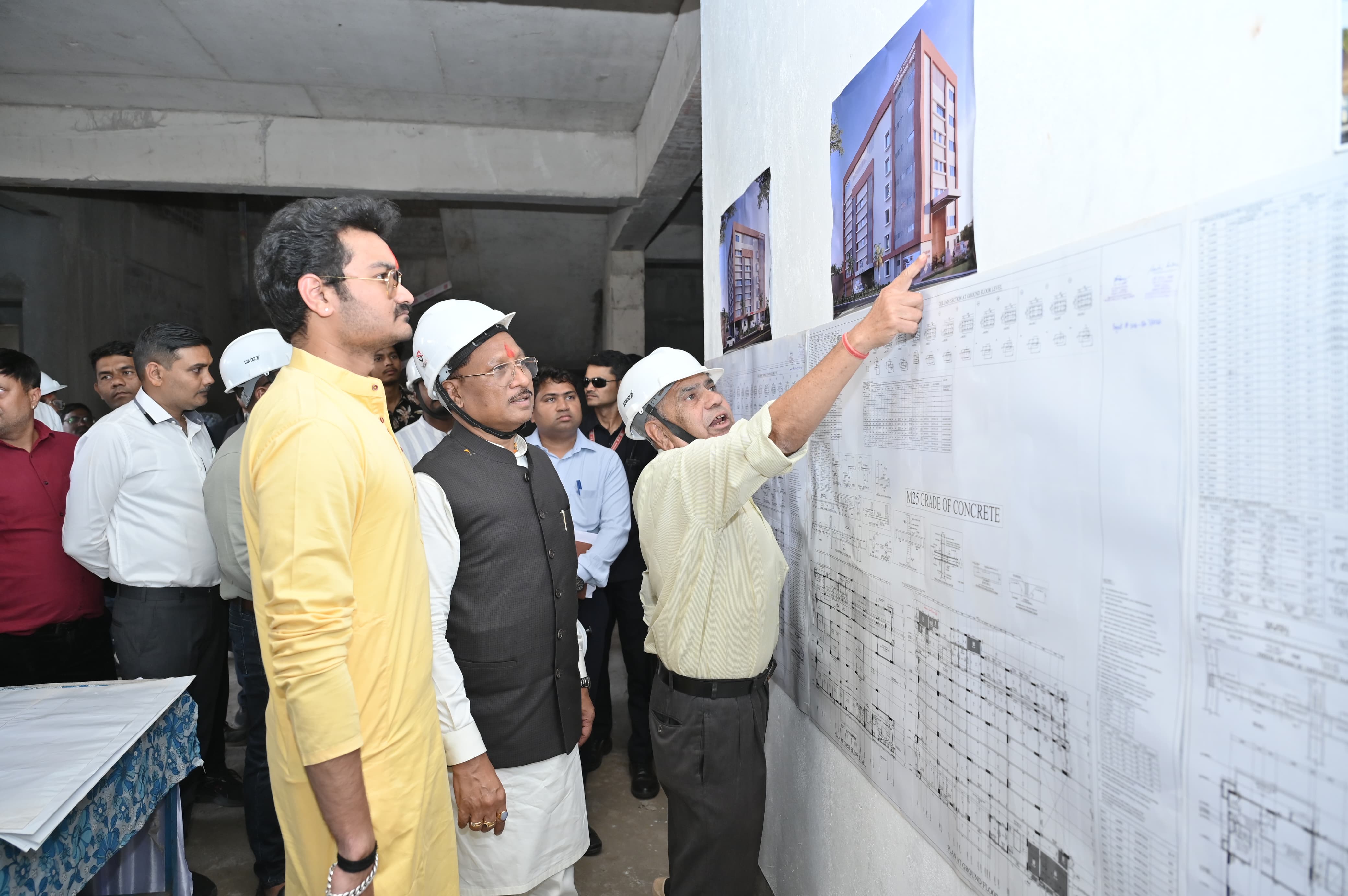 मुख्यमंत्री श्री विष्णुदेव साय ने निर्माणाधीन जगदेव राम उरांव कल्याण आश्रम चिकित्सालय का किया अवलोकन,तेज गति और निर्धारित मानकों के अनुरूप हो रहे निर्माण की कि सराहना की
