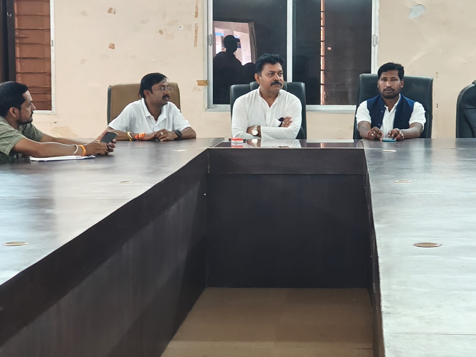 गर्मी से पहले जशपुर नपा एक्शन मोड में: जल स्रोतों की सफाई, पाइपलाइन मरम्मत तेज, टैंकर व्यवस्था तैयार, हर वार्ड तक निर्बाध पानी पहुंचाने की पूरी रणनीति लागू