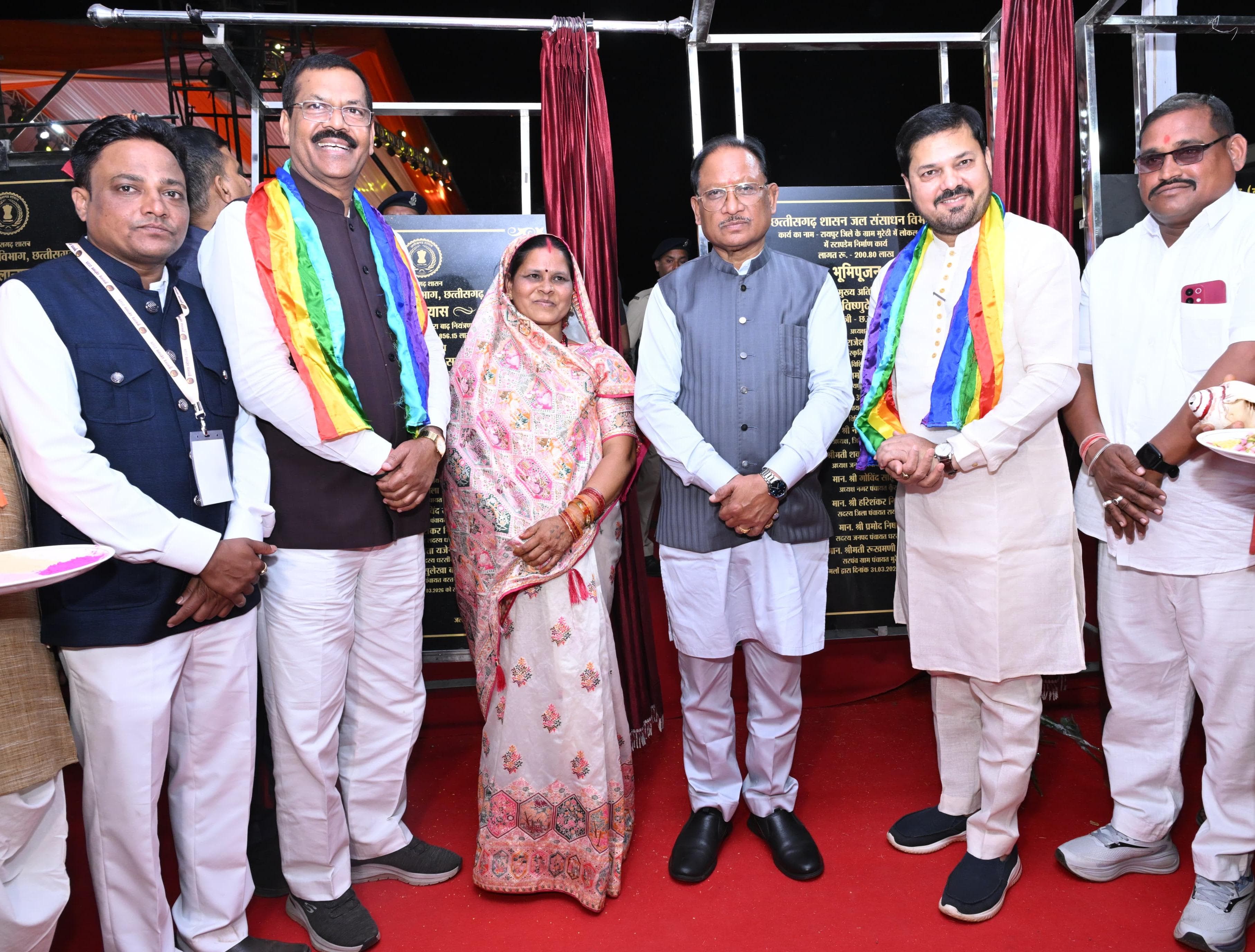 जहां संस्कृति का सम्मान होता है, वहीं से विकास की नई शुरुआत होती है&rdquo; &mdash; मुख्यमंत्री विष्णुदेव साय का बड़ा संदेश, &lsquo;कुँवरगढ़ महोत्सव&rsquo; बना लोक-आस्था, परंपरा और विकास का संगम