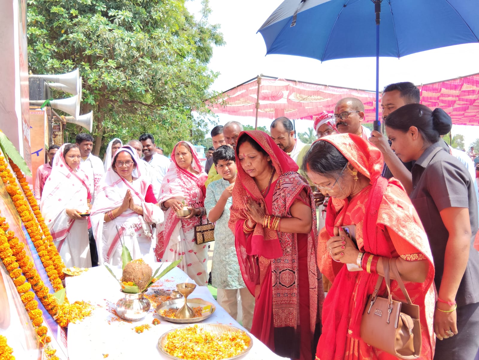  कुनकुरी में अमर बलिदानी बख्तर साय व मुंडल सिंह के शहीद दिवस पर उमड़ा जनसैलाब, तिरंगा यात्रा से गूंजा पूरा नगर,समाज ने युवाओं से किया राष्ट्रहित में आगे बढ़ने का आह्वान