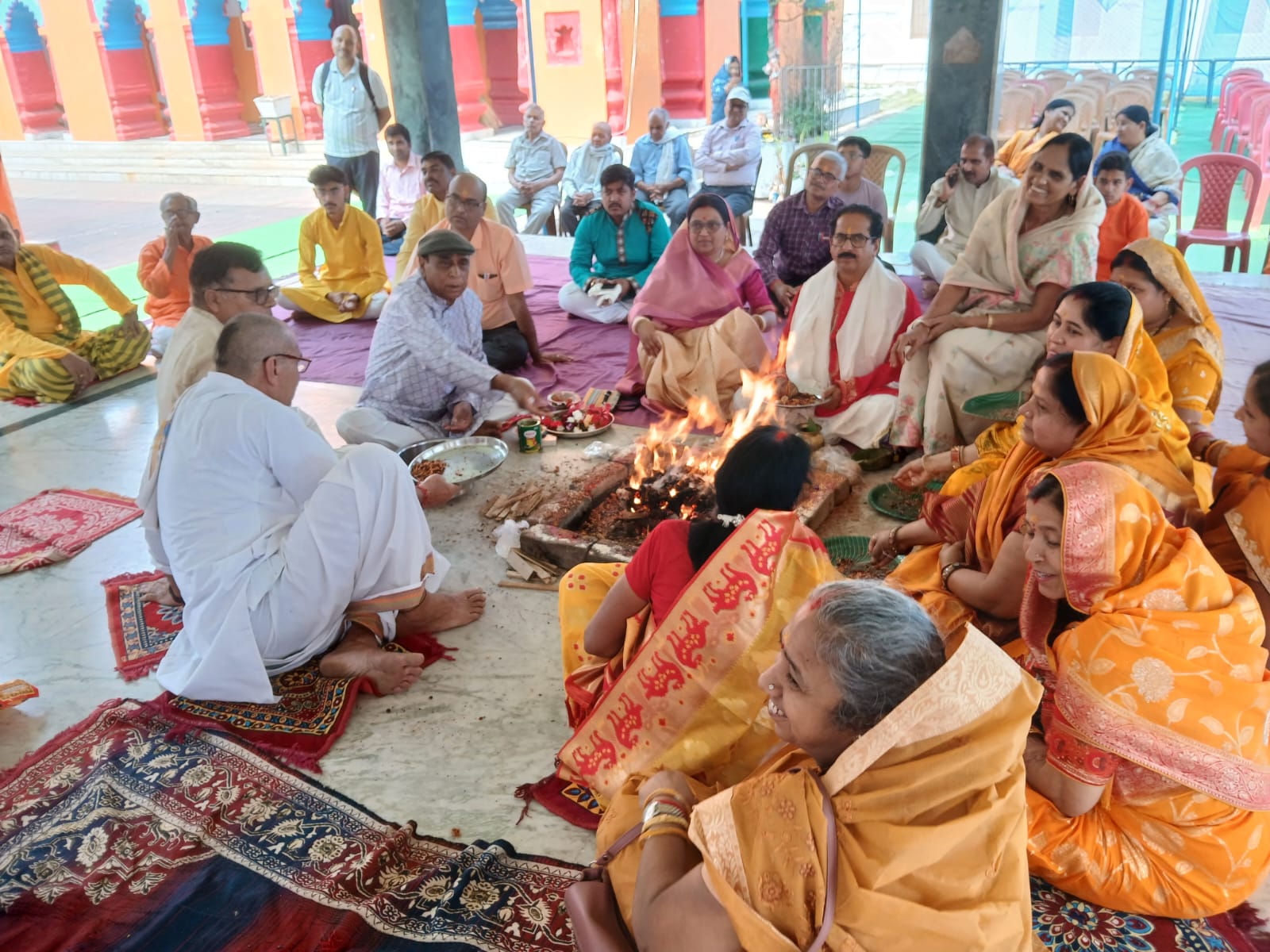 परशुराम जयंती पर जशपुर के बालाजी मंदिर में विश्व शांति हेतु वैदिक मंत्रोच्चार के साथ पूजन-हवन संपन्न, सैकड़ों लोगों की भव्य रैली से गूंजा शहर, मेधावी छात्रों व समाजसेवियों का हुआ सम्मान
