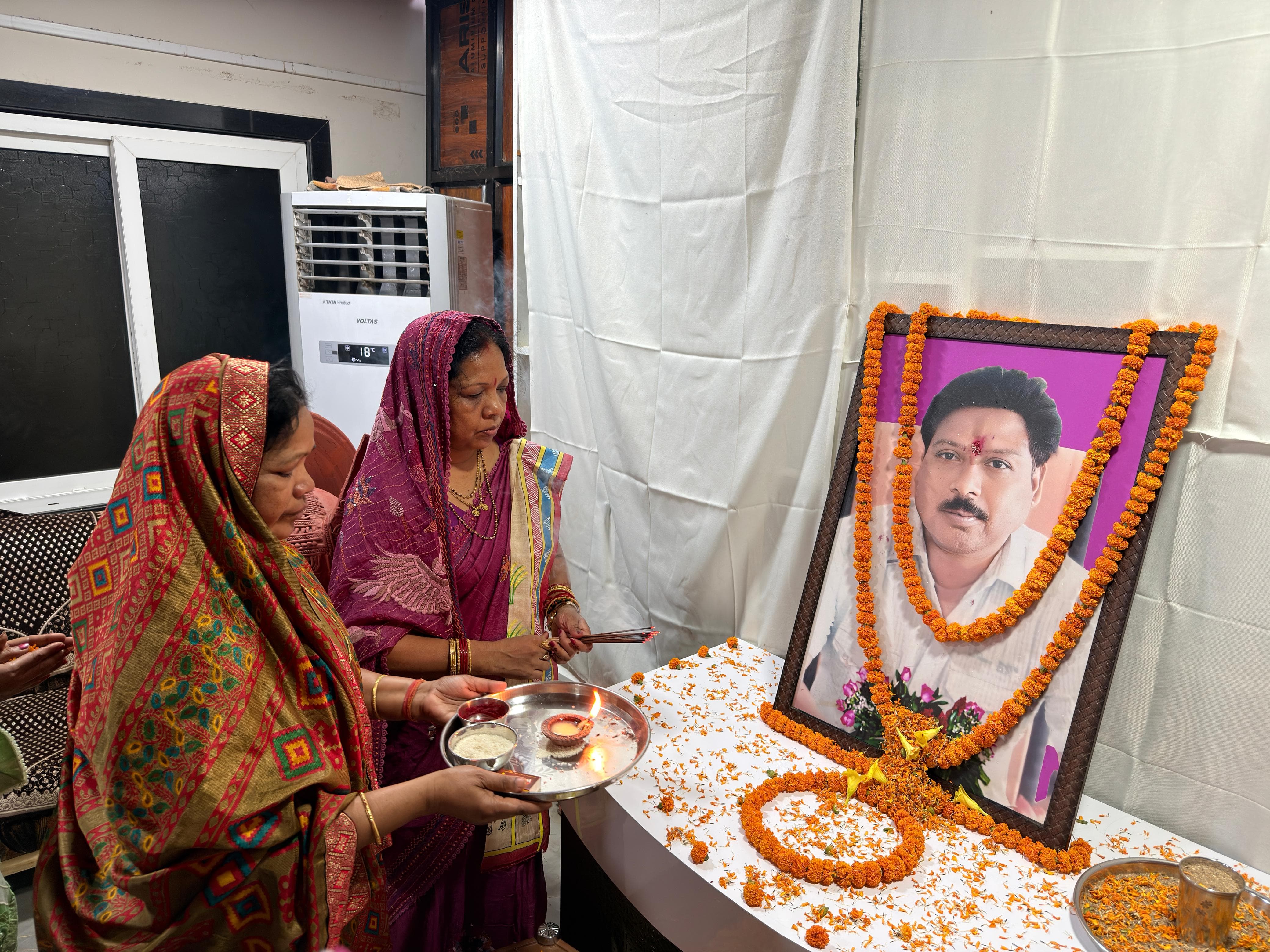 मुख्यमंत्री के भाई व बगिया के पूर्व सरपंच स्व. ओमप्रकाश साय की तृतीय पुण्यतिथि पर दी गई श्रद्धांजलि, उनकी जनसेवा की भावना को आज भी क्षेत्र के लोग करते हैं याद.....