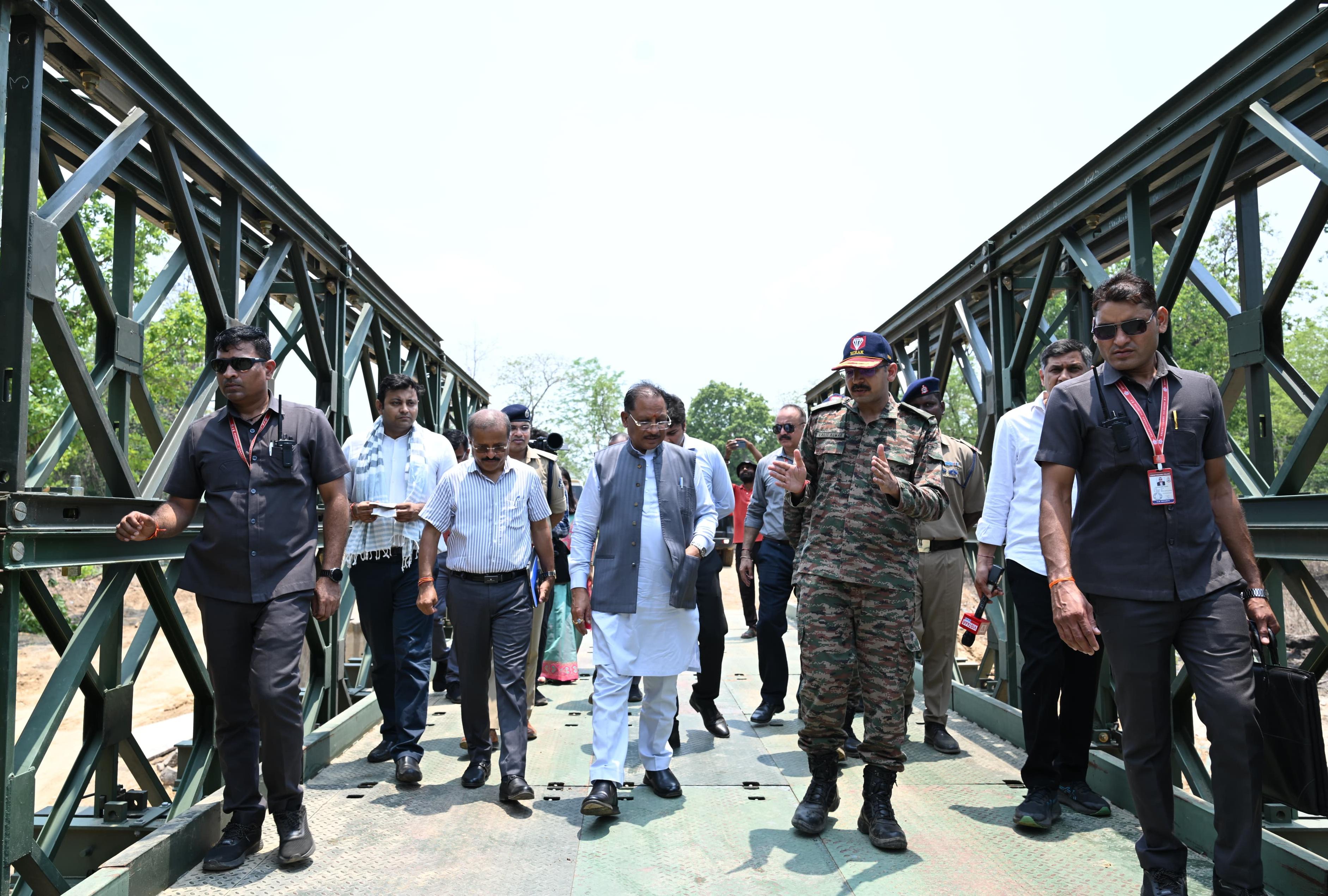 जहां कभी विकास की राह रोकती थीं दुर्गम वादियां, वहां अब सुशासन का सेतु बनकर खड़ा है कोण्डापल्ली का बेली ब्रिज; मुख्यमंत्री विष्णु देव साय ने कहा&mdash; बस्तर के अंतिम छोर तक पहुंचेगा विकास