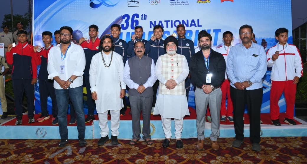 24 राज्यों के 810 खिलाड़ियों के बीच मध्यप्रदेश बना चैंपियन, नवा रायपुर की राष्ट्रीय कैनो स्प्रिंट चैंपियनशिप के समापन पर अरुण साव ने खिलाड़ियों का बढ़ाया उत्साह