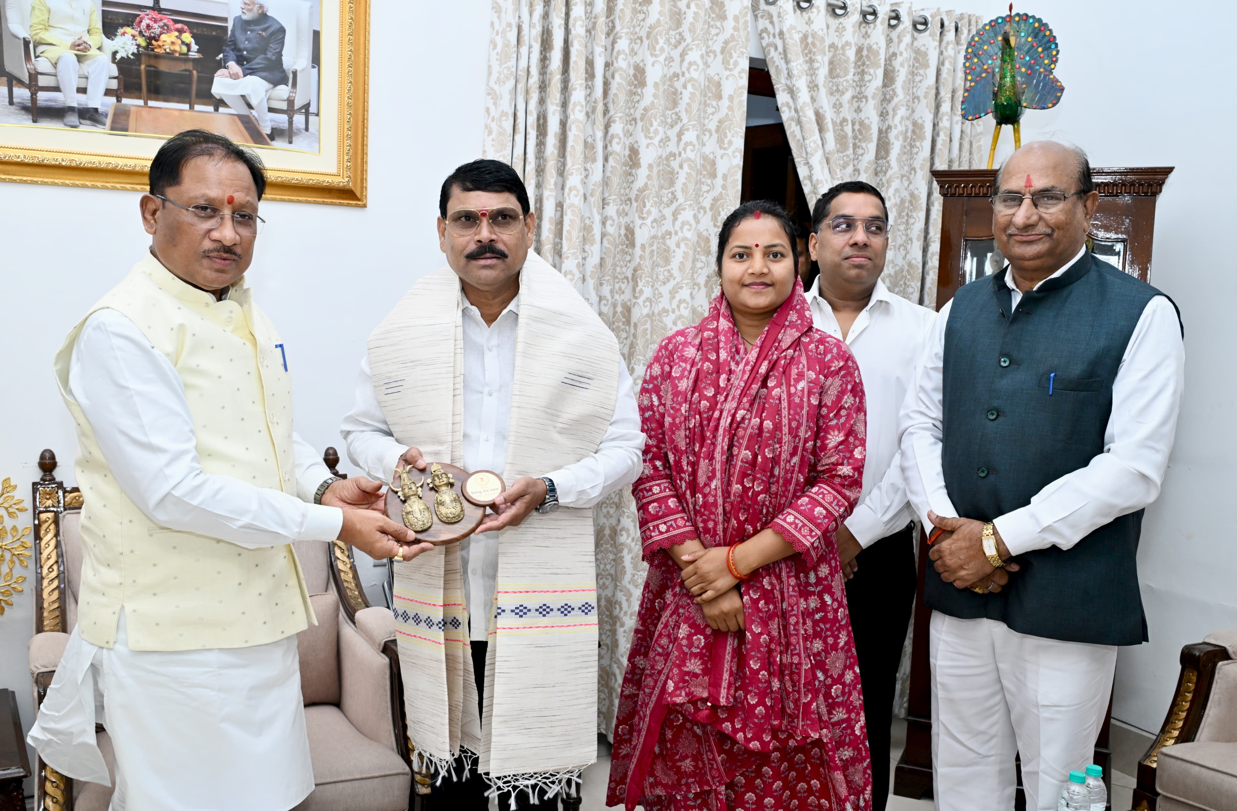 छत्तीसगढ़ की किसान हितैषी नीतियों और धान खरीदी मॉडल का अध्ययन करने महाराष्ट्र से पहुंचा विधायक दल, मुख्यमंत्री विष्णुदेव साय ने साझा किए कृषि विकास और किसान समृद्धि के सफल सूत्र