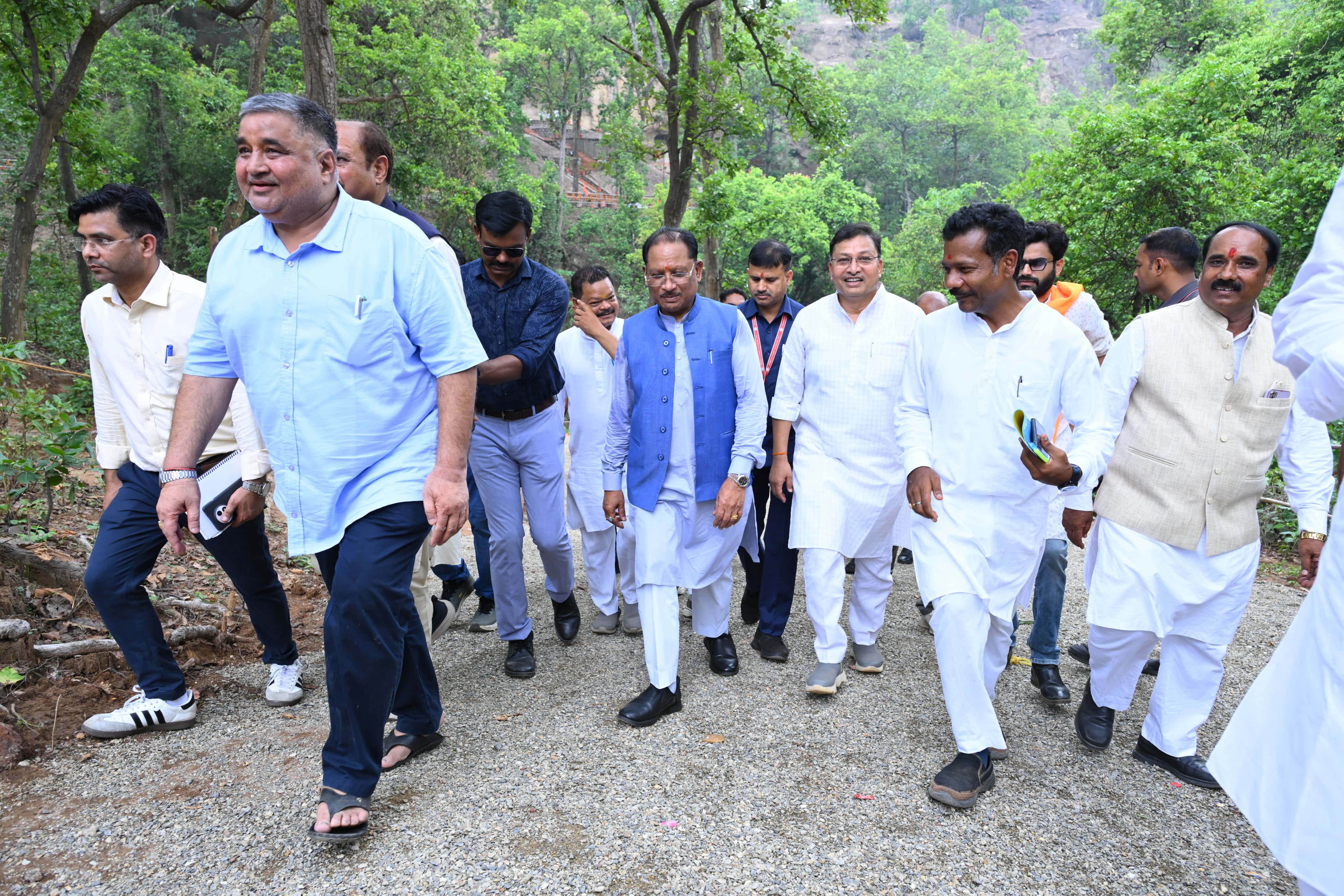 मुख्यमंत्री विष्णु देव साय ने सीताबेंगरा-जोगीमारा की अमूल्य धरोहर का किया अवलोकन, बोले&mdash; आने वाली पीढ़ियों के लिए इन्हें सहेजना हमारी जिम्मेदारी