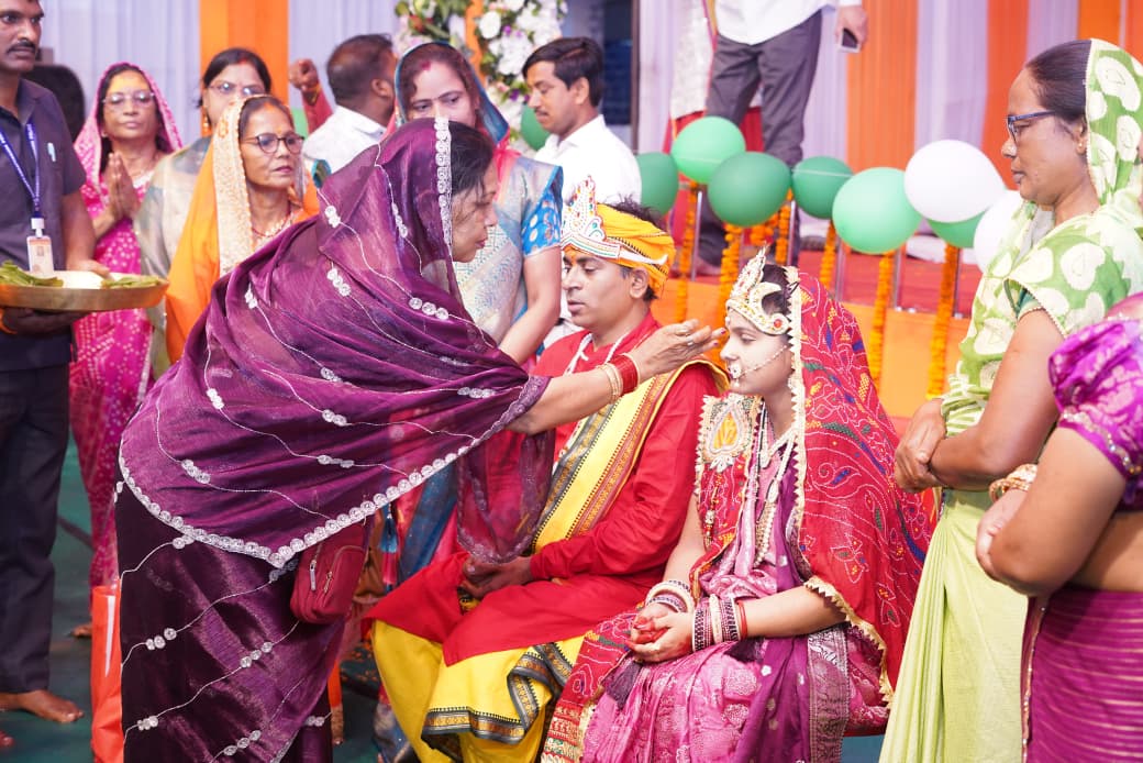 श्री जगन्नाथ रथयात्रा महोत्सव दोकड़ा : पांच दिवसीय श्री जगन्नाथ कथा का चतुर्थ दिवस कथा का हुआ भव्य समापन ,श्री श्रीकृष्ण&ndash;रुक्मिणी विवाह प्रसंग ने भक्तों को किया भाव-विभोर ,मौसी बाड़ी में बच्चों की चित्रकला प्रतियोगिता आयोजित, श्री जगन्नाथ मंदिर में निभाई गई हेरा पंचमी की परंपरा