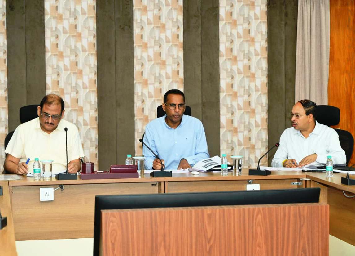छत्तीसगढ़ की जेलों में निर्माण कार्यों में तेजी लाने के निर्देश, पीडब्ल्यूडी सचिव मुकेश कुमार बंसल ने की विस्तृत समीक्षा; गुणवत्ता और समय-सीमा पर दिया विशेष जोर