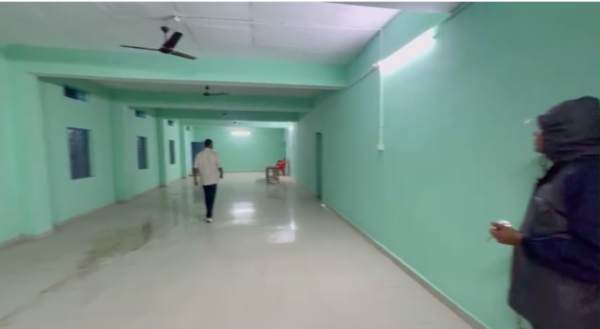 वनांचल में कांवड़ियों को बड़ी सौगात: लमनी और खुड़िया में बने आधुनिक प्रतीक्षालय शेड, सोलर बिजली से जगमगाएंगे श्रद्धालुओं के पड़ाव