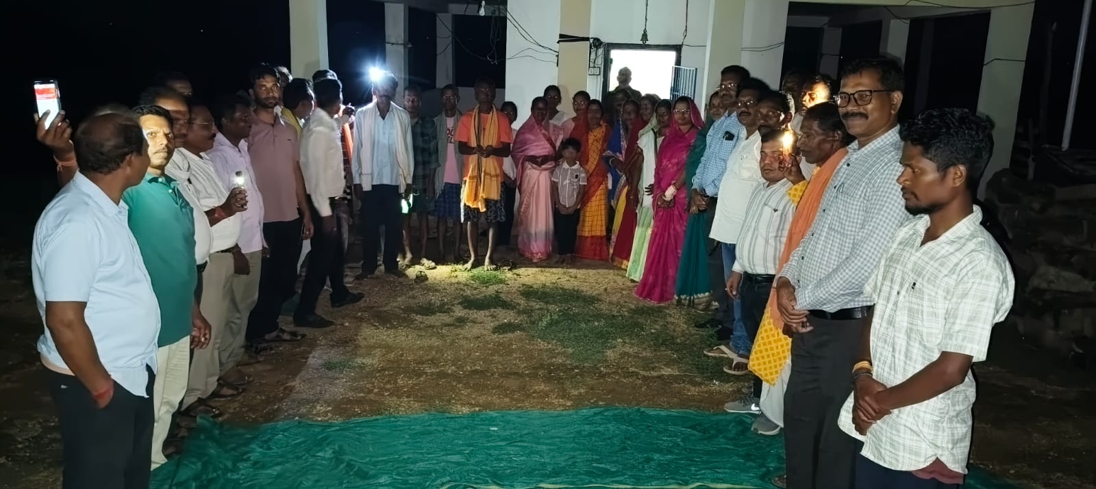 गुरु पूर्णिमा पर बनकोम्बो के शनि मंदिर में हुआ दीप प्रज्वलन, गुरु रविदास जी के आदर्शों पर चलने का लिया संकल्प