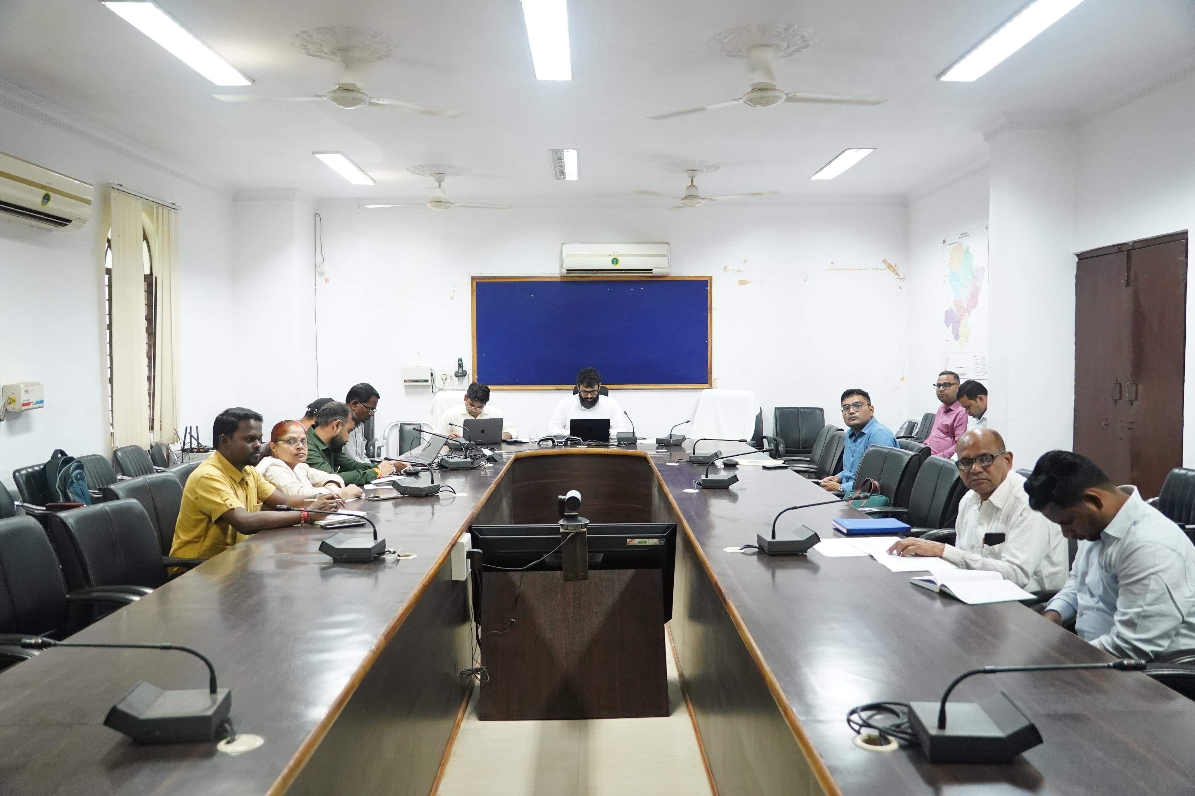 आंगनबाड़ी, आवास और सामाजिक सुरक्षा योजनाओं में तेजी लाने के निर्देश जर्जर भवनों में नहीं चलेगी आंगनबाड़ी