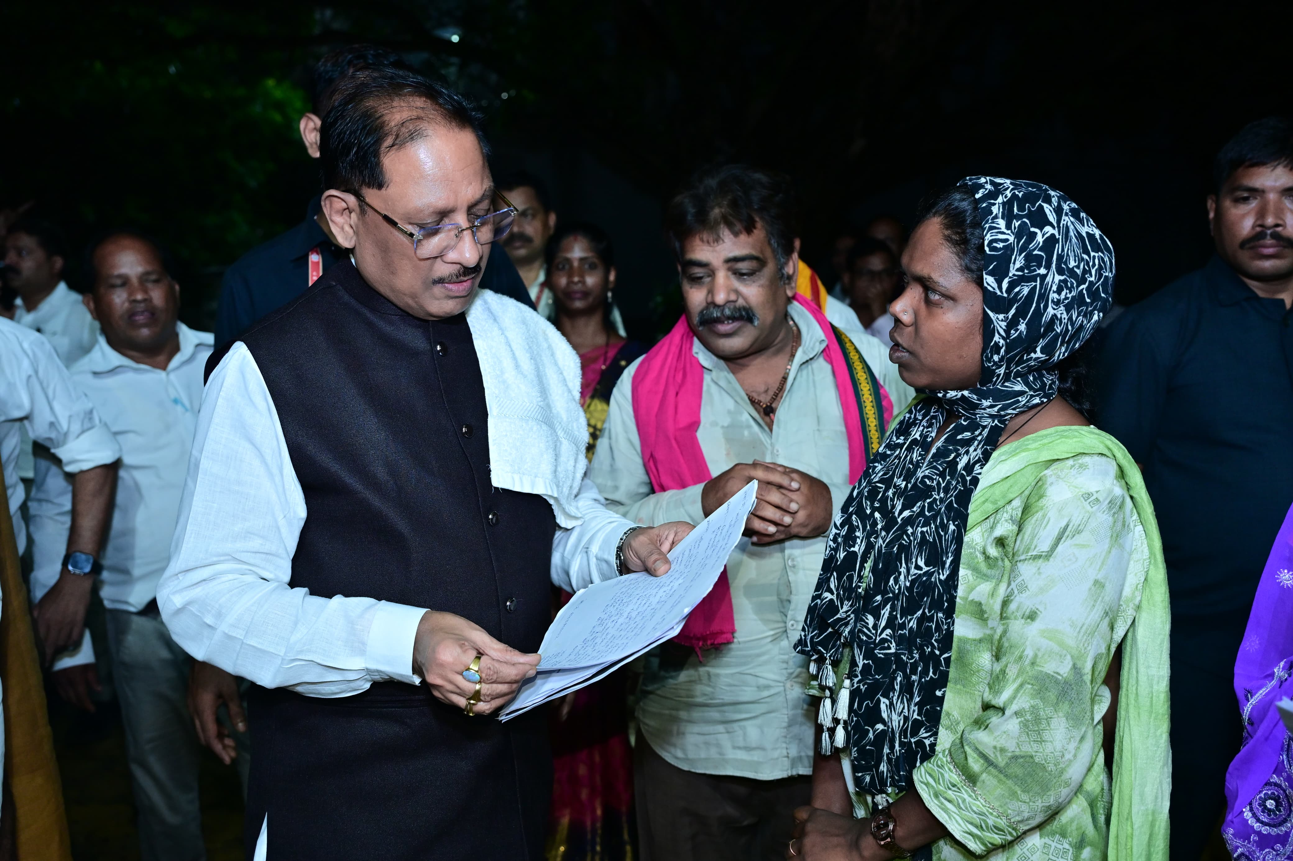 बगिया में मुख्यमंत्री विष्णुदेव साय ने आम लोगों की सुनीं समस्याएं, अधिकारियों को दिए त्वरित निराकरण के सख्त निर्देश