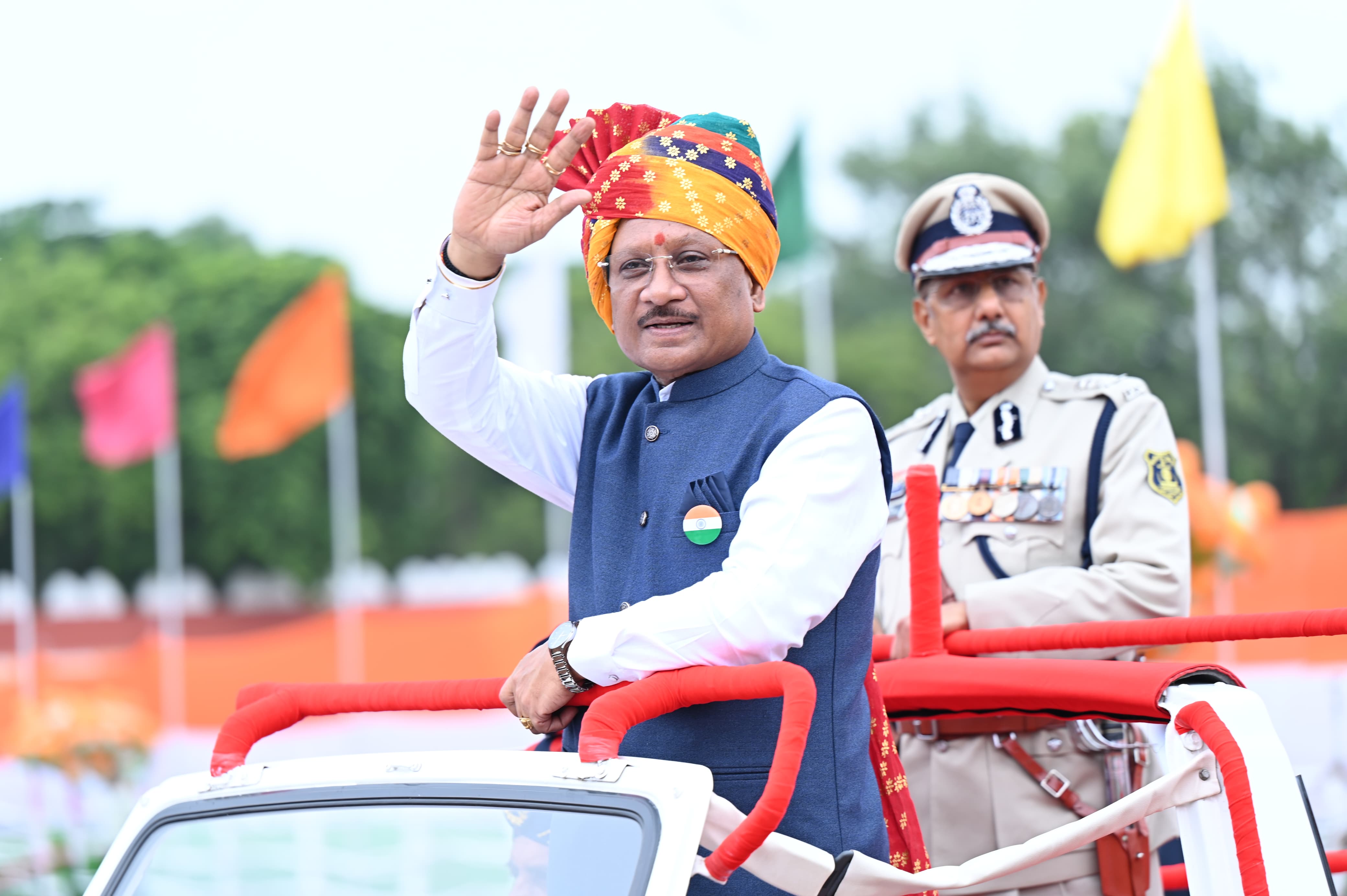 नक्सलवाद के अंधेरे से निकलकर शांति, विकास और समृद्धि की नई राह पर बढ़ रहा छत्तीसगढ़ &mdash; मुख्यमंत्री विष्णु देव साय ने स्वतंत्रता दिवस पर गिनाईं सरकार की उपलब्धियां, बस्तर के नवनिर्माण से लेकर किसान, महिला, युवा और आदिवासी समाज के सशक्तीकरण तक का खाका किया पेश