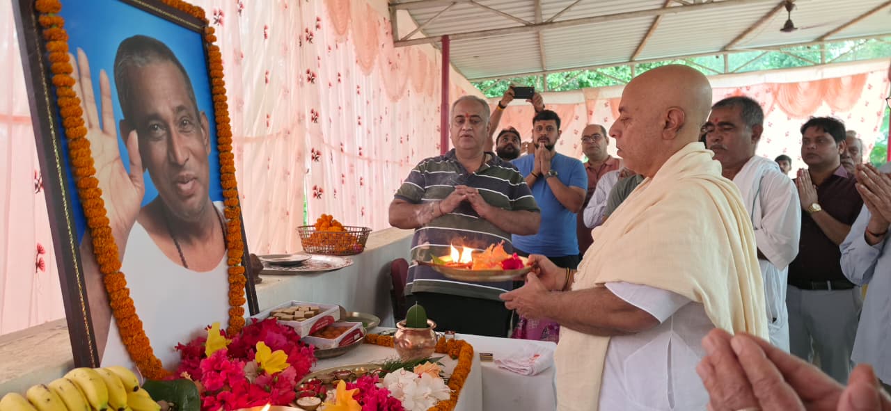 नारायणपुर के जन सेवा अभेद आश्रम में एक दिवसीय विशाल स्वास्थ्य शिविर, अघोर परिषद ट्रस्ट और बाबा भगवान राम ट्रस्ट की पहल से ग्रामीणों को मिल रही निःशुल्क जांच, परामर्श और दवाइयों की सुविधा