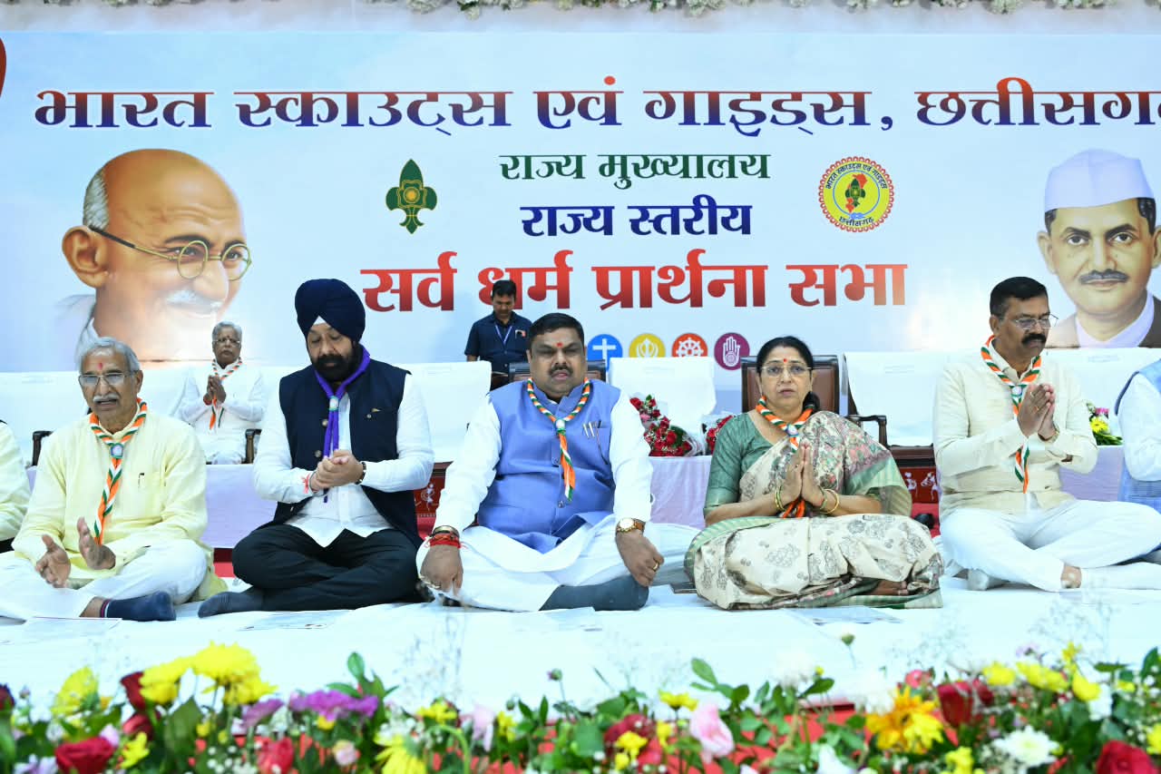 गांधी-शास्त्री जयंती पर रायपुर में गूंजा सर्वधर्म समभाव का संदेश, शिक्षा मंत्री गजेन्द्र यादव ने कहा&mdash;प्रेम, सद्भाव और सम्मान से मजबूत होगा समाज