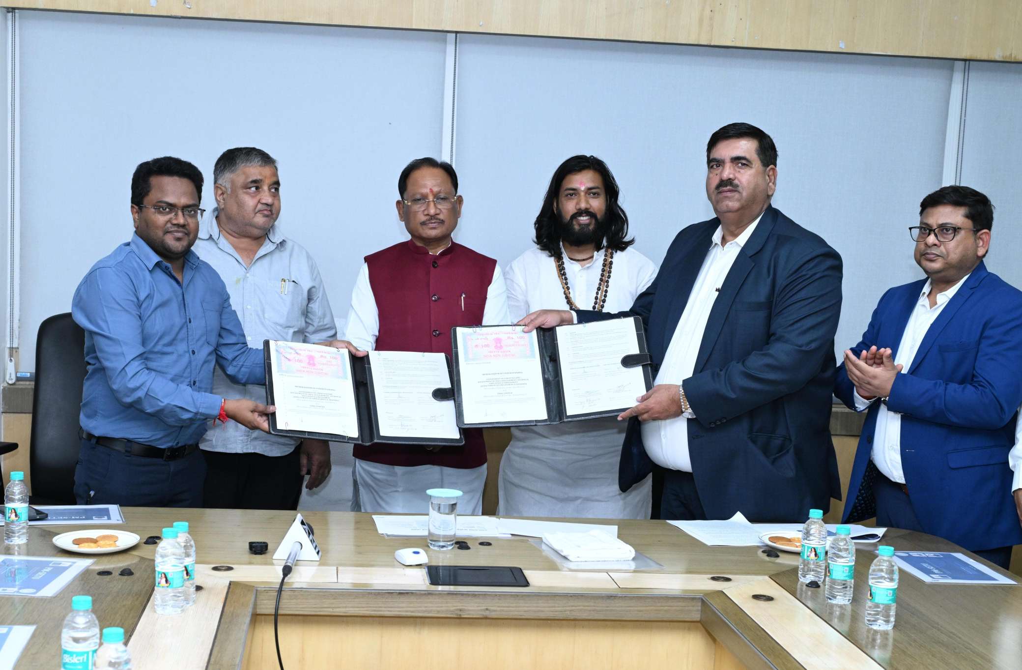 सीएम साय की मौजूदगी में भिलाई स्टील प्लांट और एनएमडीसी के साथ एमओयू, आईटीआई के आधुनिकीकरण से युवाओं को मिलेगा लाभ