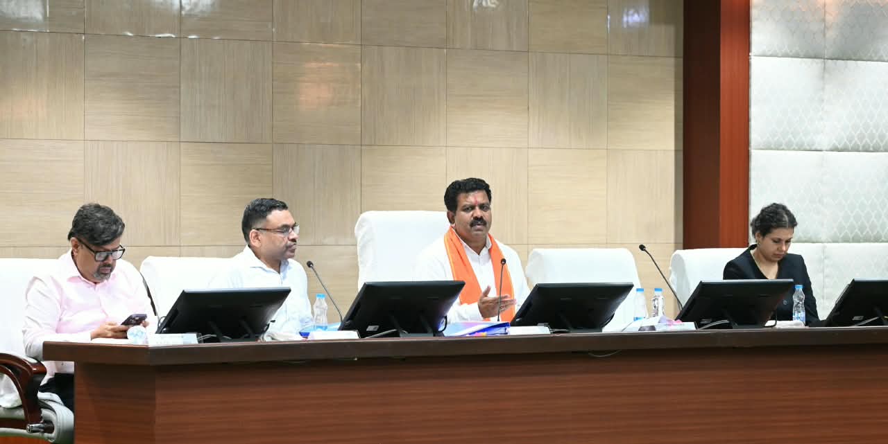 छोटे विक्रेताओं तक सीमित न रहे कार्रवाई, नशे के उत्पादन से लेकर सप्लाई और बिक्री तक पूरे नेटवर्क की होगी जांच : उप मुख्यमंत्री विजय शर्मा