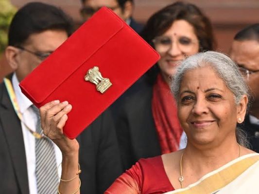 बजट 2025:अन्नदाताओं को मिली बड़ी सौगात,किसान क्रेडिट कार्ड (केसीसी) की लिमिट 3 लाख रुपये से बढ़ाकर 5 लाख रुपये कर दी गई&nbsp;