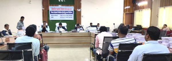 जिले में त्रिस्तरीय पंचायत में 10827 अभ्यर्थी लड़ेगे चुनाव,,जिला पंचायत सदस्य 65, जनपद पंचायत सदस्य&nbsp; 612, सरपंच 2030 एवं पंच हेतु 8120 अभ्यर्थी शामिल