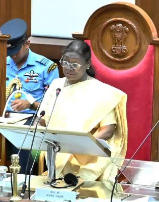 नारी सशक्तीकरण और समरसता से बनेगा श्रेष्ठ छत्तीसगढ़,&lsquo;मनखे-मनखे एक समान&rsquo; के सिद्धांत से बनेगा समरस छत्तीसगढ़ - राष्ट्रपति श्रीमती द्रोपदी मुर्मु