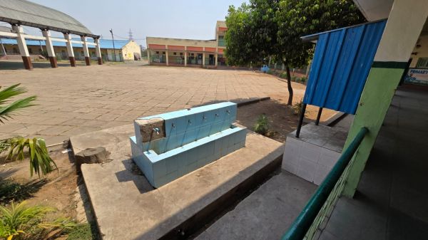 डब्ल्यू आर एस केन्द्रीय विद्यालय (1)की &nbsp;बदहाली आई सामने....स्कूल प्रबंधन सोने में मस्त.....प्राचार्य चंद्राकर की कार्यप्रणाली से पीएम श्री स्कूल की ख़राब होती छवि&nbsp;